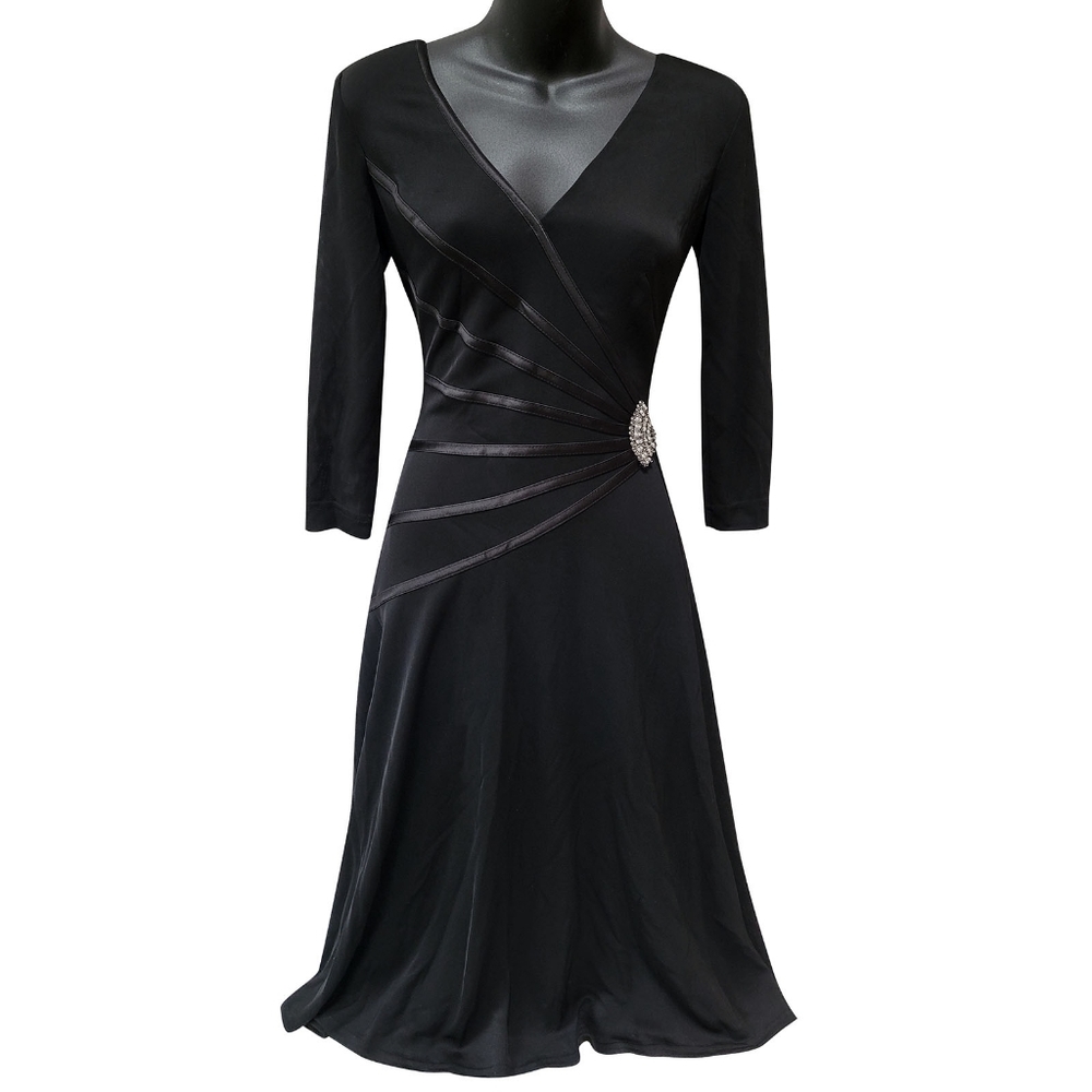 Tadashi dress size US Small